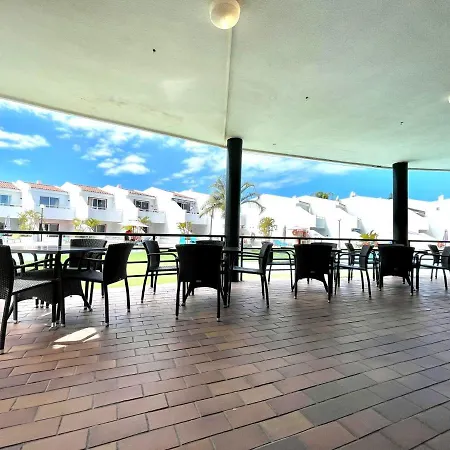 Estudio Bien Comunicado Con Wifi Y Terraza Em Tenerife Sur أذيخي