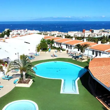 Estudio Bien Comunicado Con Wifi Y Terraza Em Tenerife Sur * أذيخي